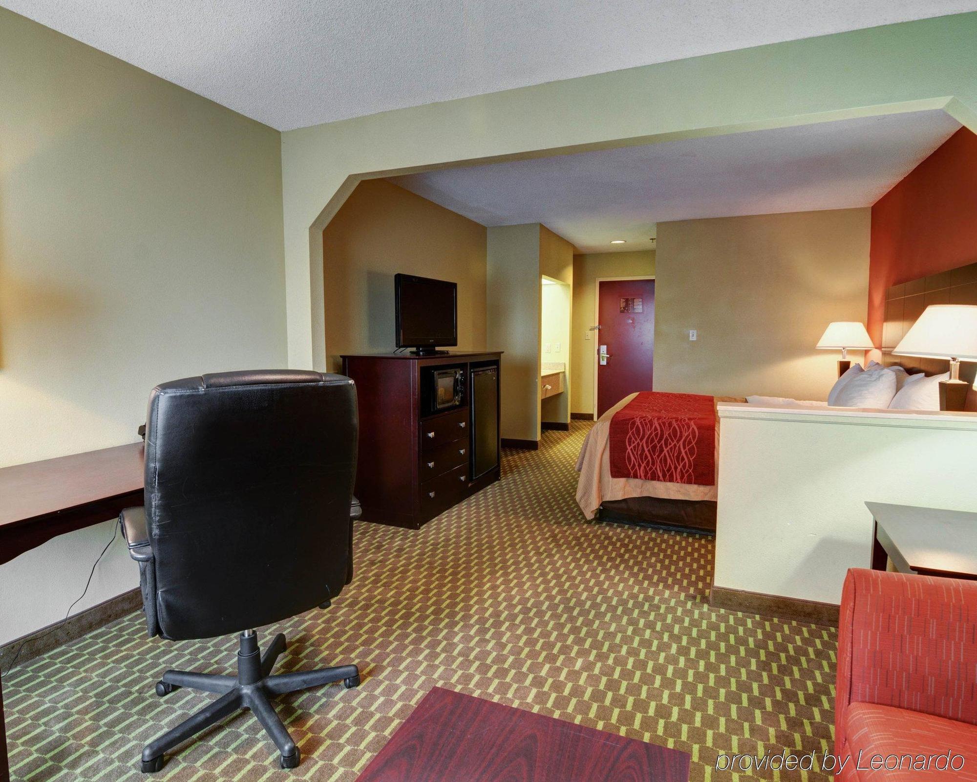 Quality Inn & Suites Pine Bluff Eksteriør billede